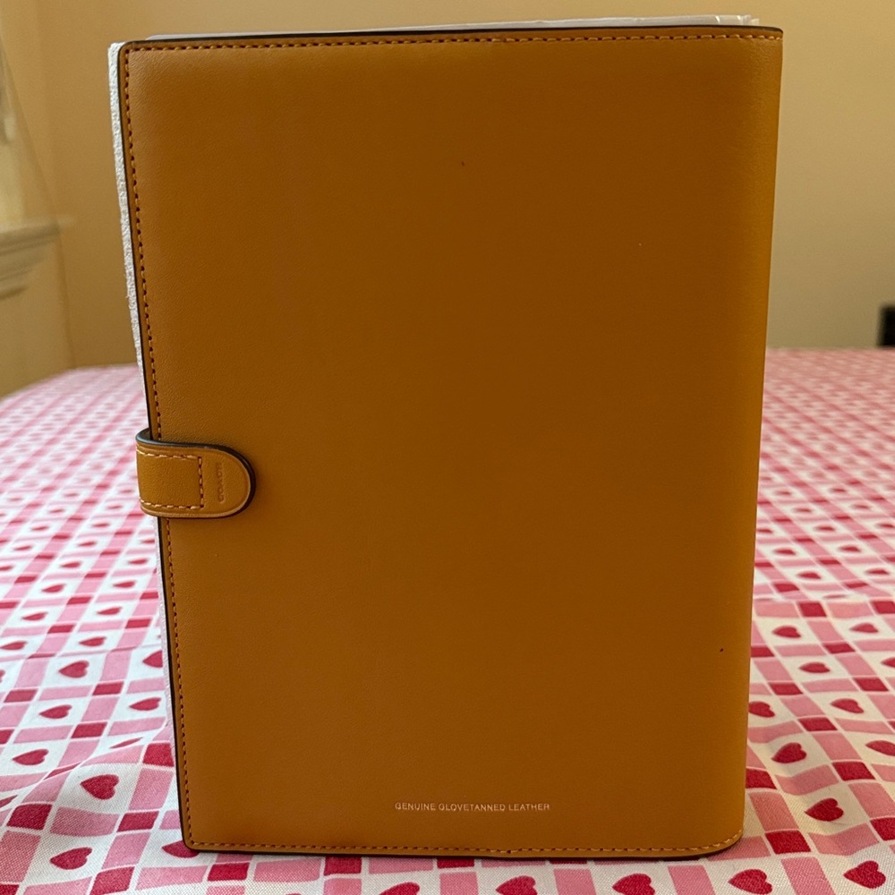 📙 COACH NOTEBOOK 📙 NWT 📙 - Picture 5 of 16